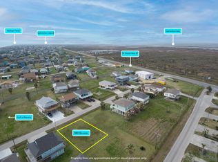 980 Bahama Dr, Crystal Beach, TX 77650