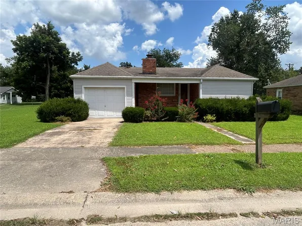 943 Grand Ave, Caruthersville, MO 63830