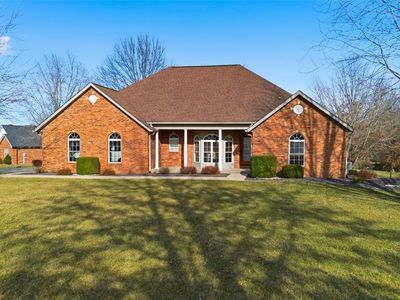 4200 Laurel Oak Ln, Smithton, IL, 62285