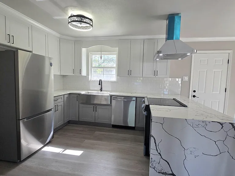 1635 Outrigger Dr — Photo 2