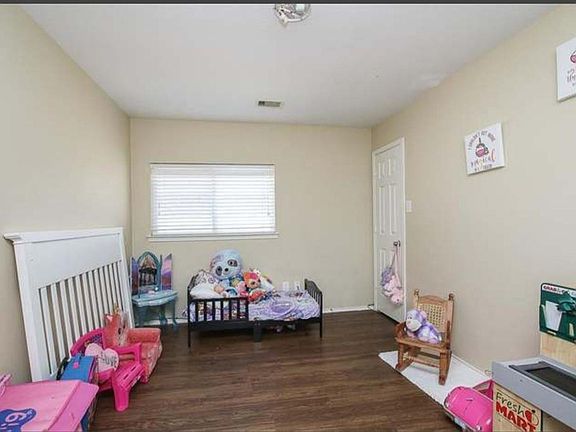 5th image of 1506 Lochstone Dr