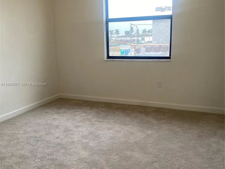 12773 SW 234th Ter — Photo 7