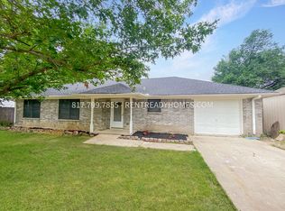 203 Shady Oaks Cir, Shady Shores, TX 76208
