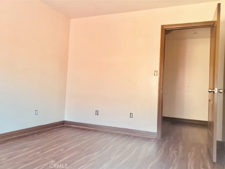 1343 E Adams Blvd — Photo 7