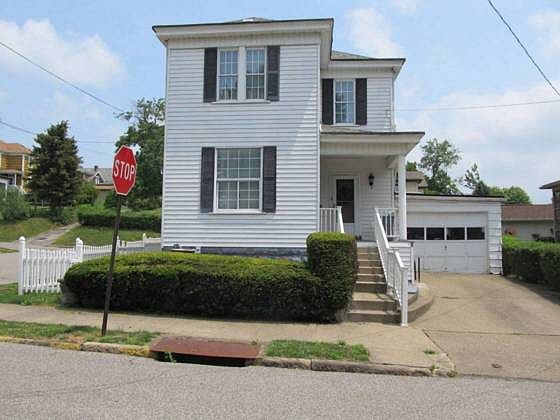 1st image of 706 Park St