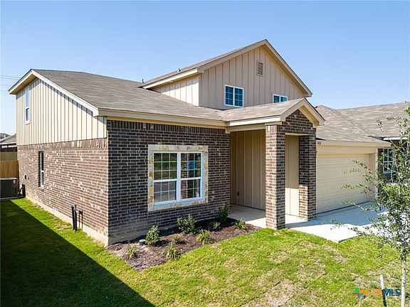 4th image of 1414 Lindsey Dr