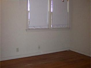 207 W Brown St, Cleburne, TX 76033