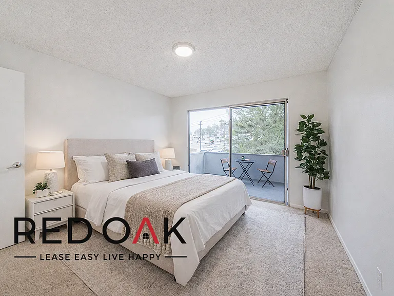 Kabir Apts (Montrose) — Photo 7