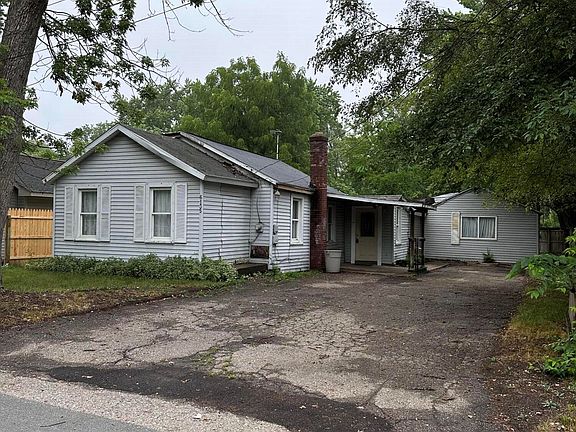 4th image of 6135 Francis St