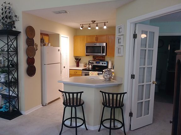 4th image of 4248 Sun Village Ct #14A