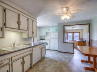 1930 Edgerton St, Saint Paul, MN 55117