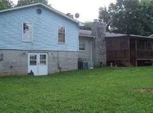 832 Detour Rd, Bowling Green, KY 42101