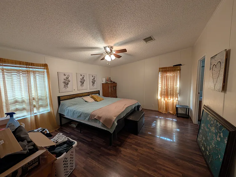 5620 Kelly Dr — Photo 4