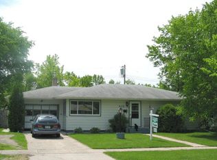 615 24th Ave S, Grand Forks, ND 58201