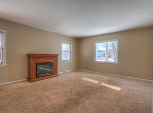 5140 Cass Elizabeth Rd, Waterford, MI 48327