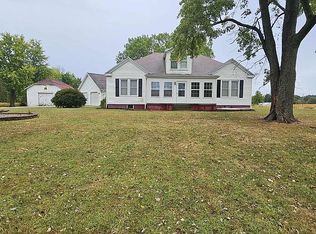 11086 Old Litchfield Trl, Litchfield, IL 62056