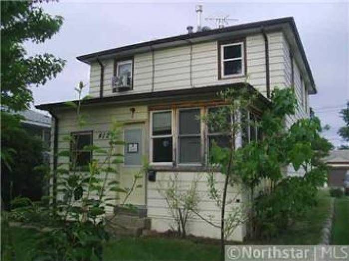 1st image of 412 2nd Ave S