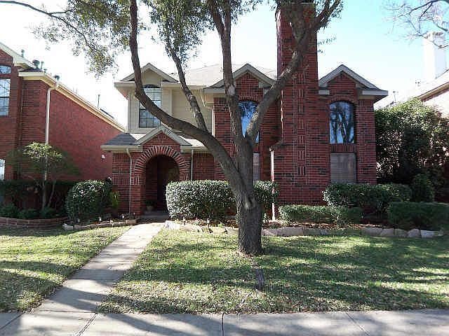 1st image of 819 Woodlake Dr