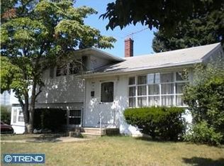 309 Cecelia Dr, Blackwood, NJ 08012