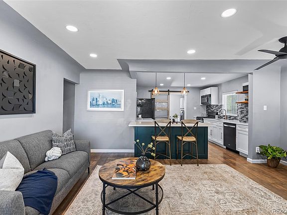 2nd image of 7550 King Street