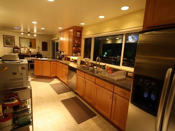 3rd image of 3208 S 142nd Pl