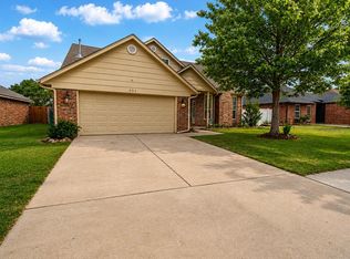 621 SW 150th St, Oklahoma City, OK 73170