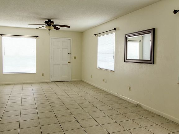 4th image of 4217 Parkside Dr