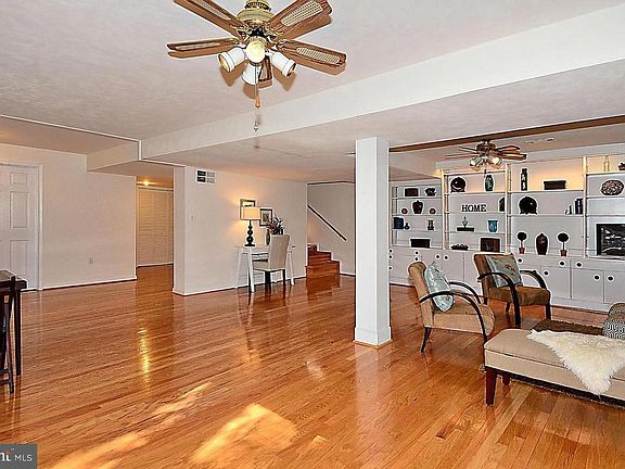 5th image of 3147 Creswell Dr