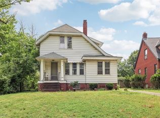 1509 Parkhill Rd, Cleveland Heights, OH 44121