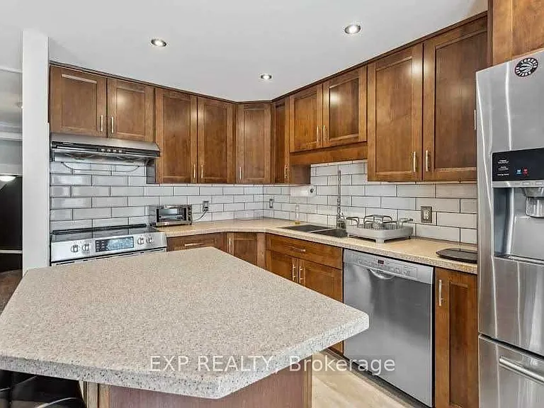 84 Butternut Dr — Photo 10