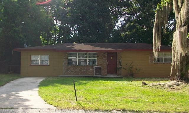 1st image of 115 Baywood Dr