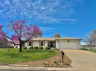 1730 S Ash St, Ottawa, KS 66067