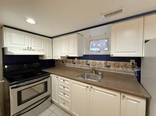 92 Holwood Ave #BASEMENT, Toronto, ON M6M1P6