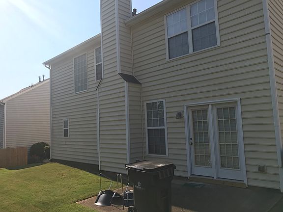 2nd image of 1660 Valley Club Dr