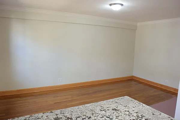 Sold by WRL Realty, LLC | media 18