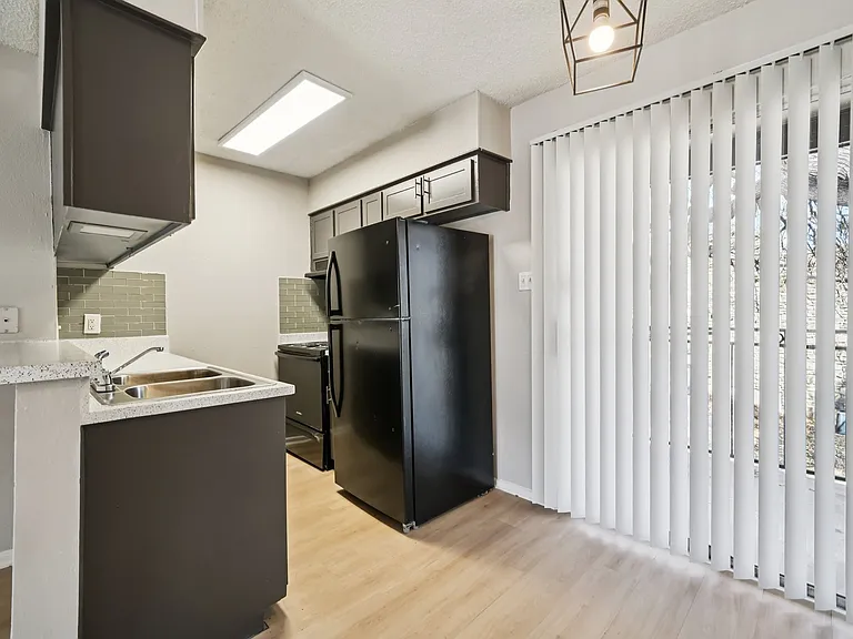 Welcome to The Riley Apartments, where modern living meets style. Enjoy sleek black appliances and spacious layouts designed for comfort and convenience. Upgrade your lifestyle todayschedule a tour to find your perfect home!
