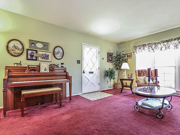 4th image of 1616 Loganrita Ave