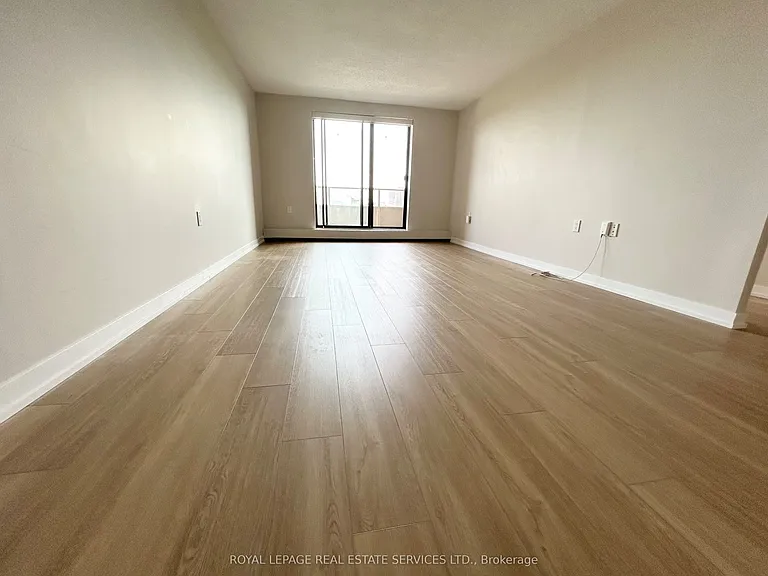 82 Millside Dr #1005 — Photo 11