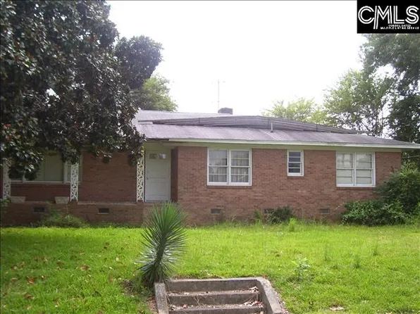 126 Elm St, Prosperity, SC 29127