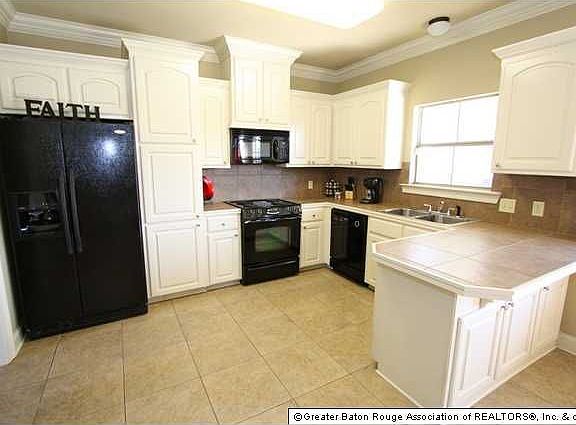 5th image of 32726 Maci Dr