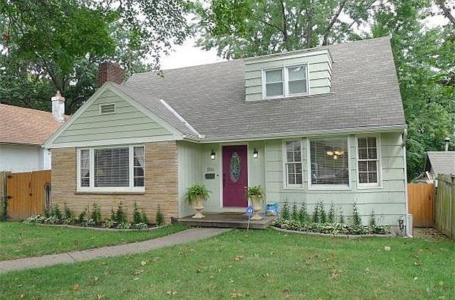 1st image of 3714 Silver Ave