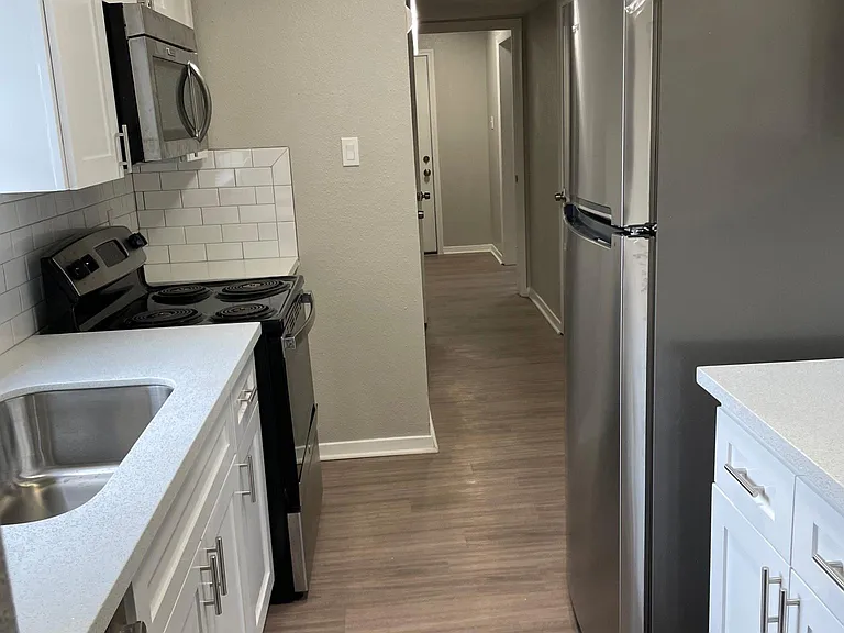 9204 Campbell Rd #A — Photo 15