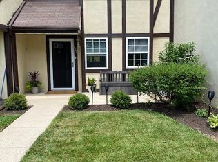 822 Sandra Ln, Norristown, PA 19403