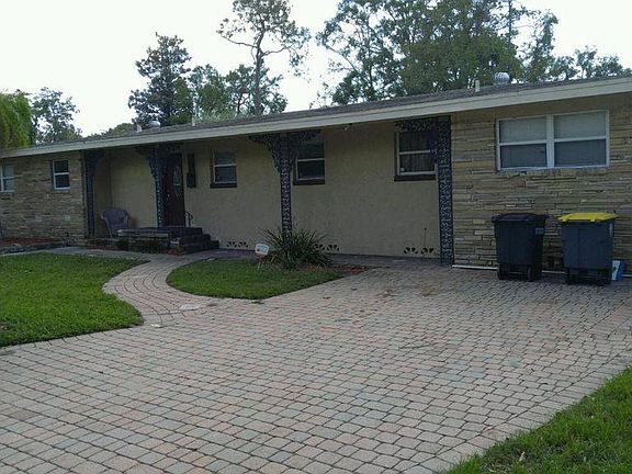 2nd image of 2404 Emily Dr