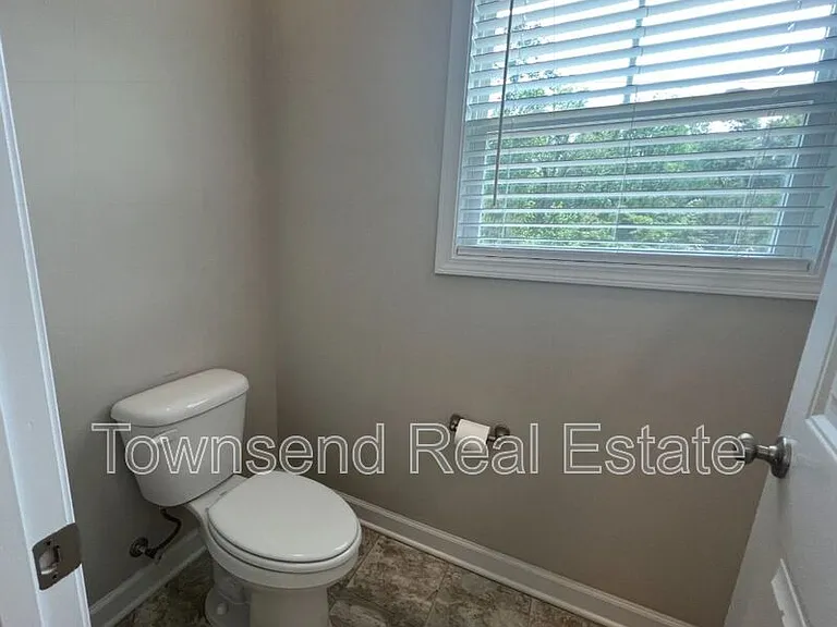 2513 Owlands Ct — Photo 20