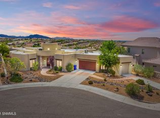 3022 Lookout Ridge Dr, Las Cruces, NM 88011