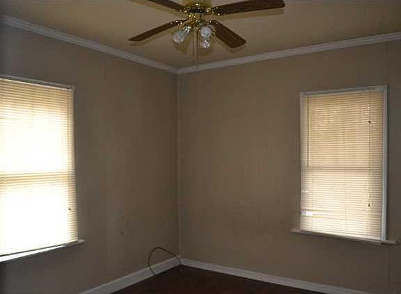 3rd image of 803 Poindexter Ave