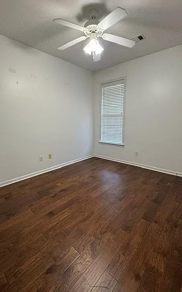 9500 Kilburn Ct — Photo 15