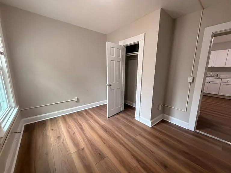 8 Arch St #2B — Photo 4