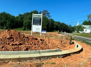 7516 Rivertown Rd, Fairburn, GA 30213